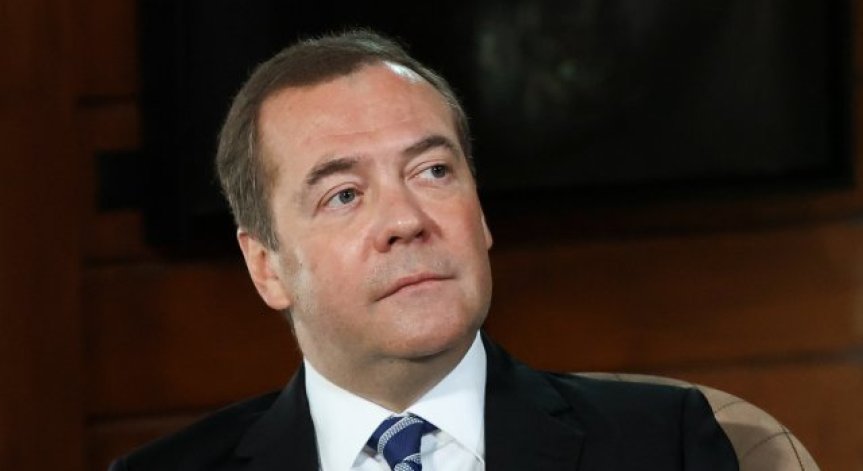 Медведев: Ще има още нови региони в Русия