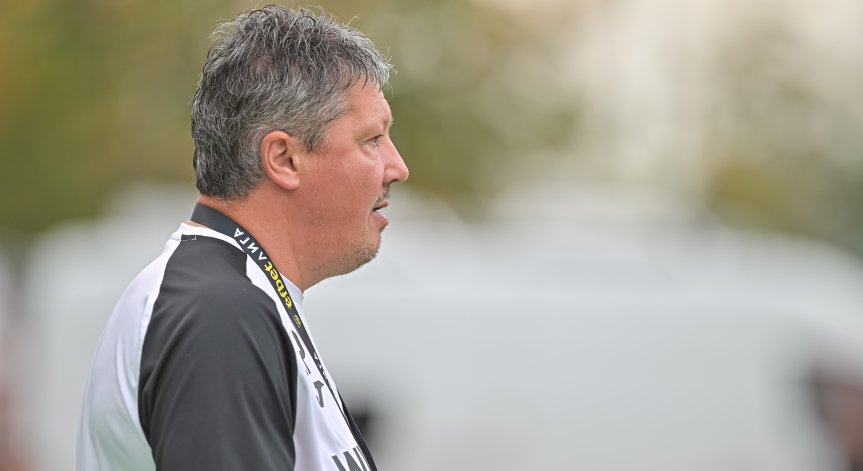 8-часов работен ден за Любо Пенев и екипа му.