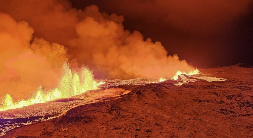 Вулкан в Исландия изригна за пети път от декември насам