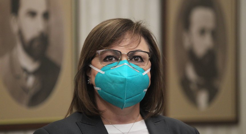 Нинова: Очаквам до края на деня окончателното коалиционно споразумение