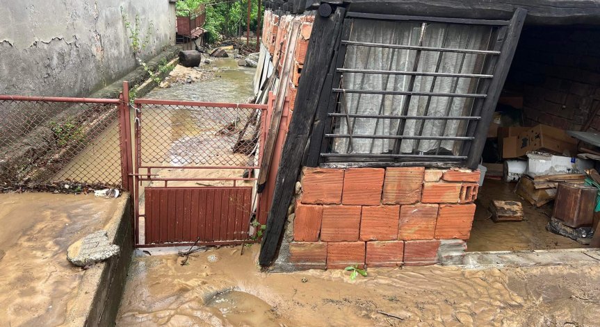 Кирил Петков отива в Трявна след потопа, описват щетите в града