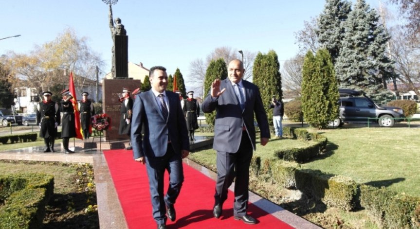 9 споразумения и съвместна декларация подписват Македония и България