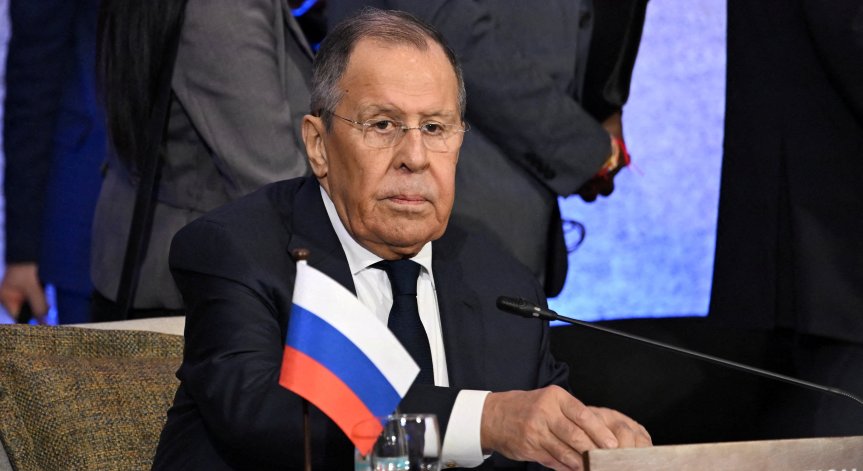 Лавров: Русия има нужда от буферна зона - нека това бъде Украйна