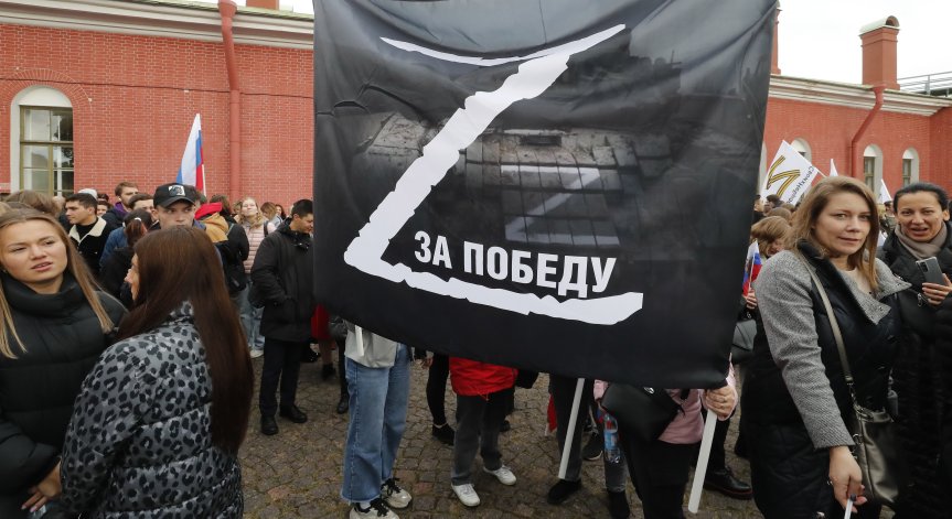 Възобновяват делото срещу руснак, обидил дете заради буквата Z на шапката му