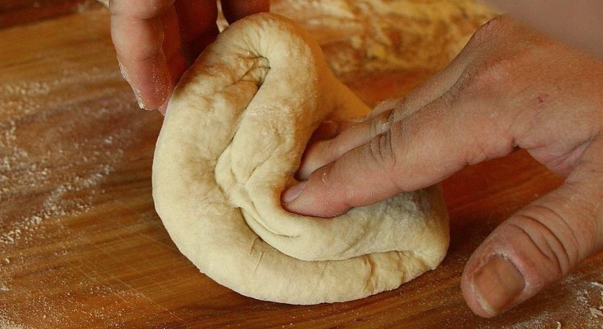 Домашни питки с шунка и сирене