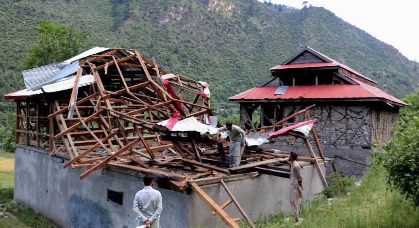 Жертви и поражения в размяната на удари между Индия и Пакистан.
