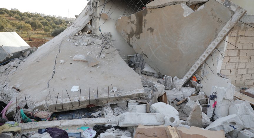 Поне петима цивилни са ранени при ракетна атака в Тал Рифаат в Сирия