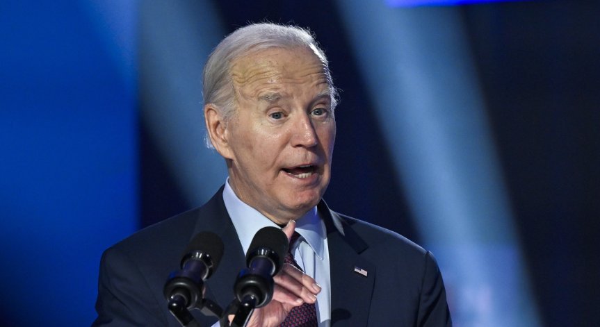 Байдън плаши с вето законодателство, предоставящо помощ само на Израел