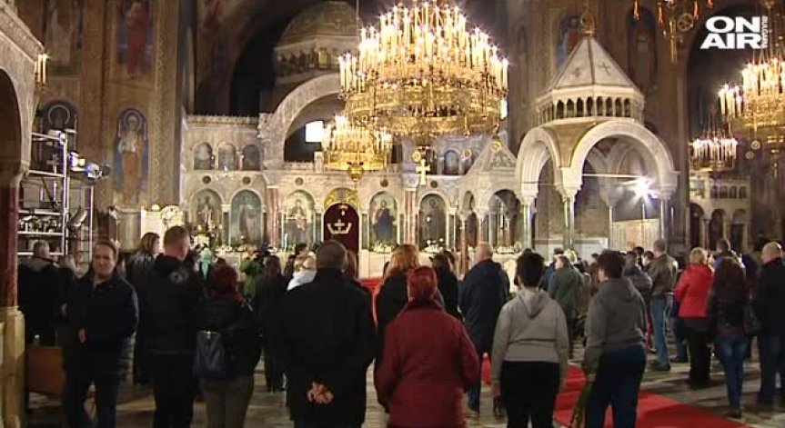 Цветница е! Църквата и БЧК провеждат кампания за кръводаряване