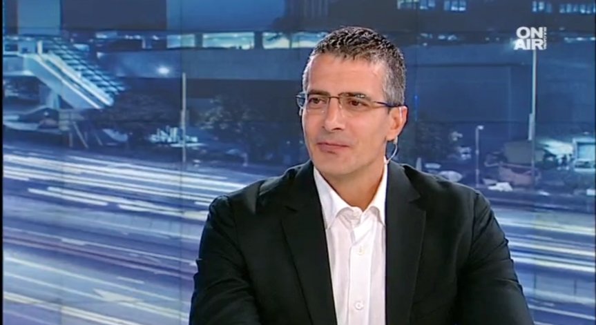 Заплатите в бюджетния сектор скачат. Работи се на парче, посочи икономист