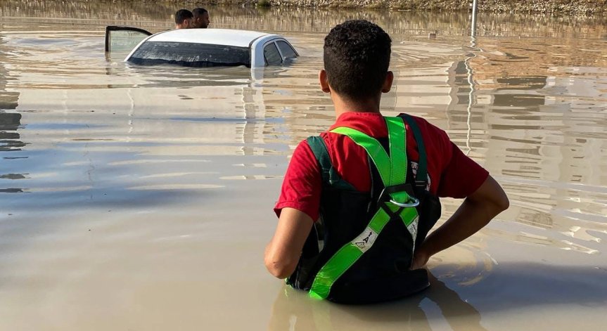 Огромни са мащабите на ужасяващата трагедия в Либия (+СНИМКИ)