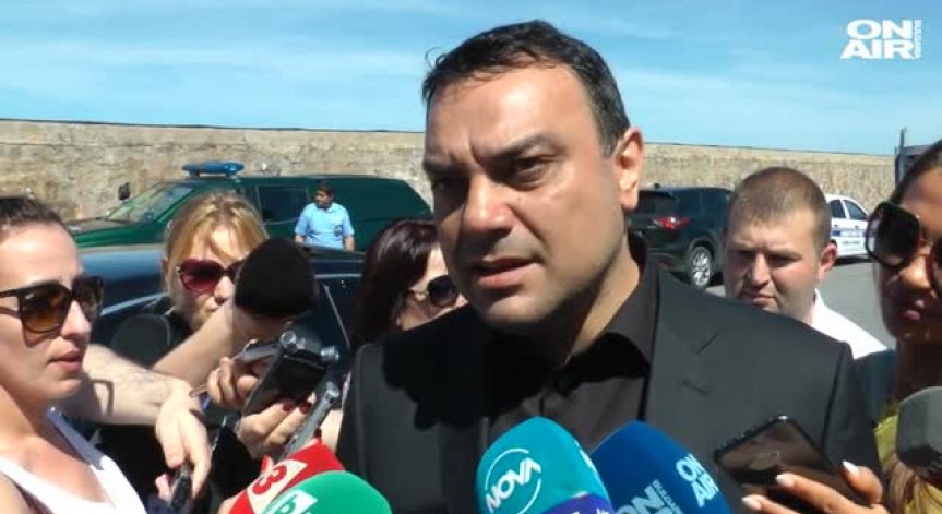 Министерството на транспорта търси начин да спаси влаковете