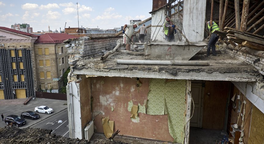 Русия заплаши Украйна с ескалация.