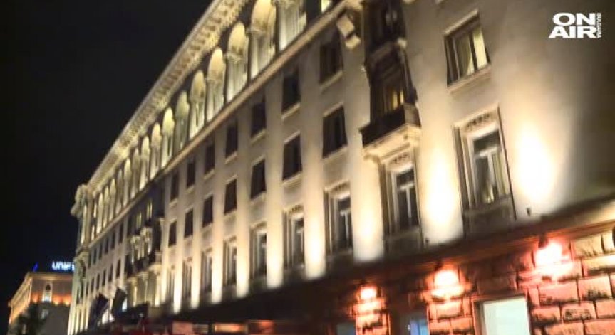 Пожарът в центъра се оказа от ресторант до 