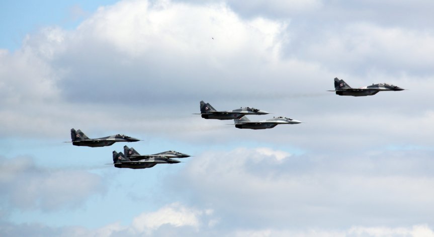 Полски бойни самолети бяха активирани след руска атака близо до границата