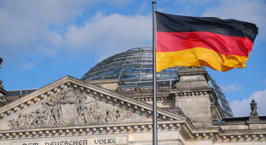 Германия изпраща допълнителни 12 млрд. евро военна помощ на Украйна