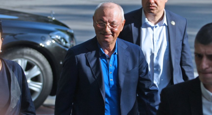 От ДБ алармираха Рашков за кея на Доган на 