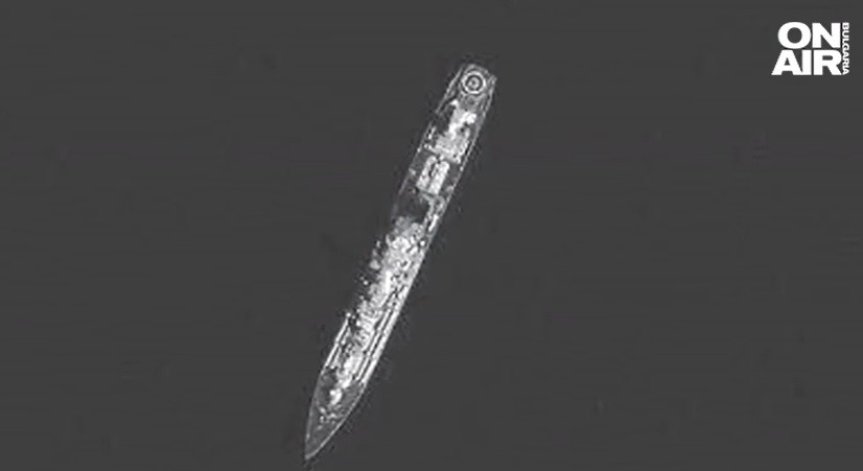 Шпионски самолет на САЩ летял над България преди удара на крайцера 