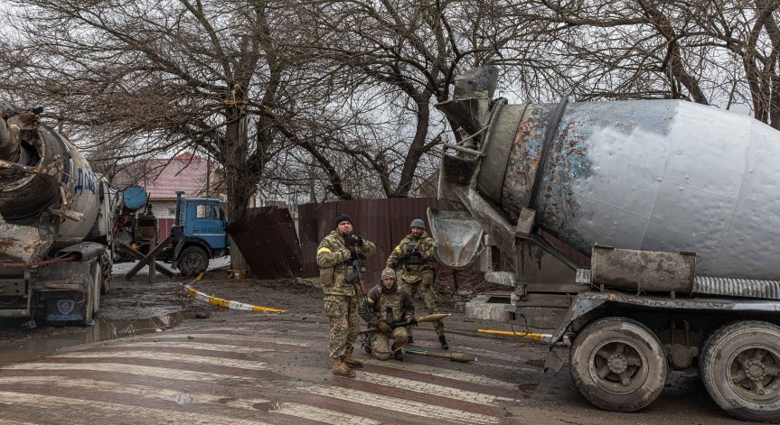 Украйна: Няма големи шансове за промяна на горещите точки по фронтовете