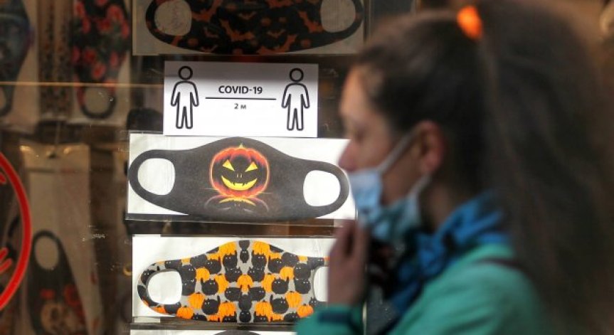 Броят на заразените спада: Идва ли краят на пандемията?