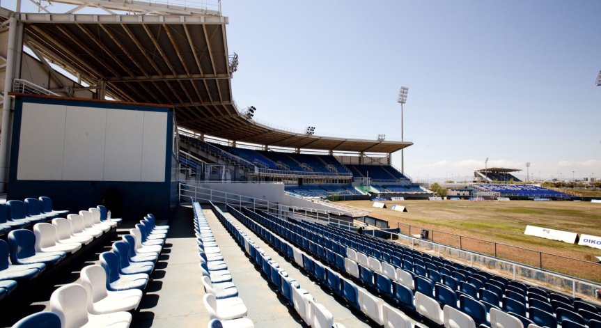 На футболен мач в Гърция само след ваксина или тест и задължително с маска