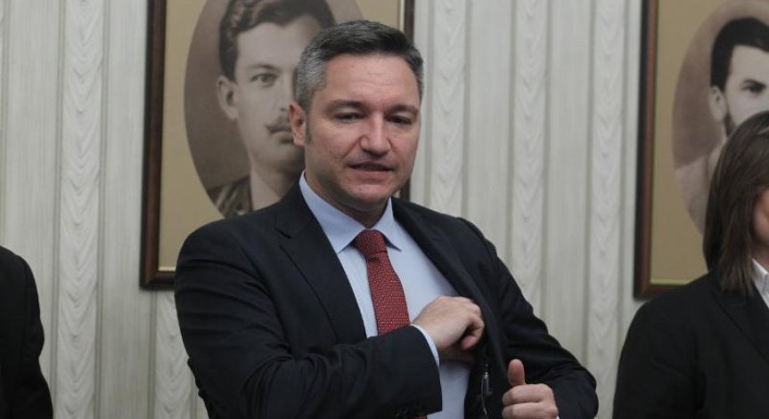 Първата оставка в БСП вече е факт! Вигенин се оттегли от предизборния щаб