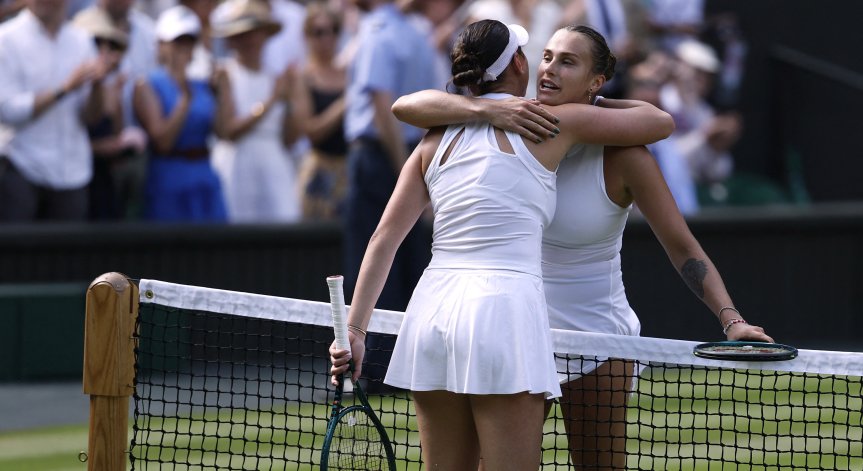 На финала Анисимова ще премери сили с полякинята Ига Швьонтек или швейцарката Белинда Бенчич.