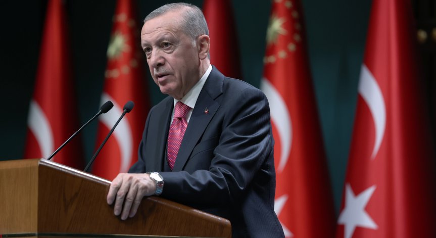 Ердоган: Не слушайте тези, които искат да сеят смут след земетресенията