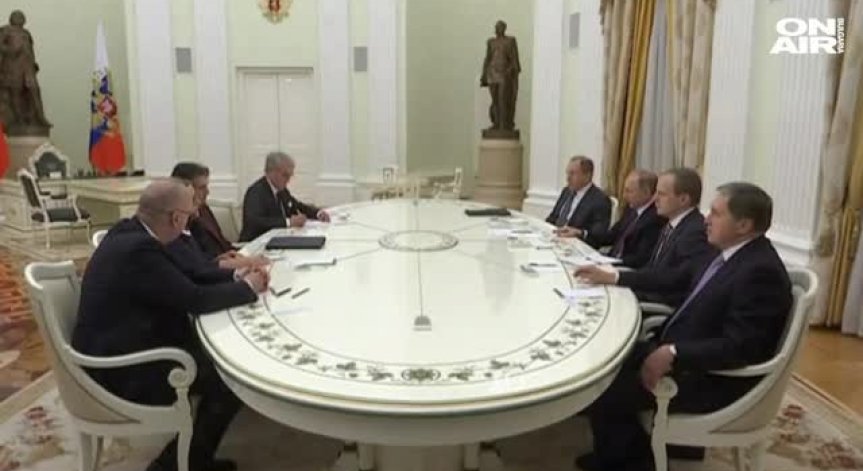 Путин и Ердоган обсъждат търговски проекти на среща в Москва