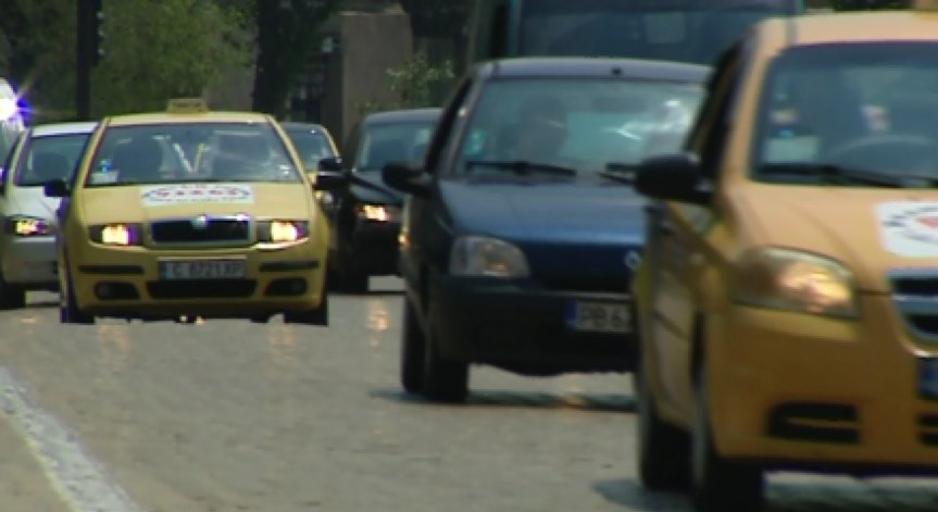 Възрастта на такситата се увеличава до 15 г.