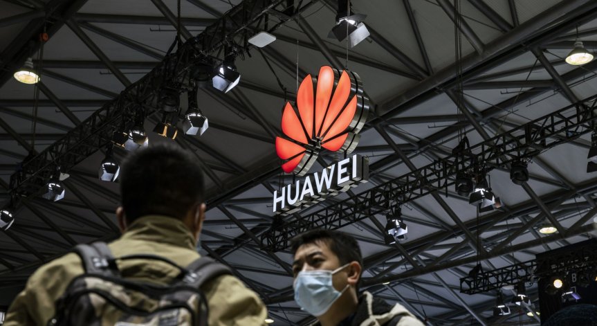 Техно надпревара: Huawei също ще произвежда електрически автомобили