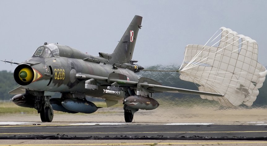 30г. от първия полет на Су-22М4