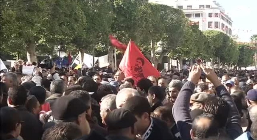Продължават протестите в Тунис