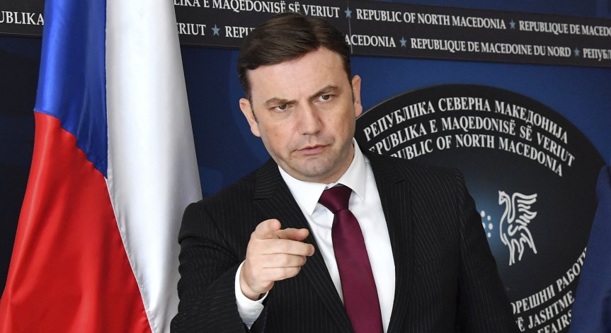Външният министър на РСМ поиска среща с македонските българи