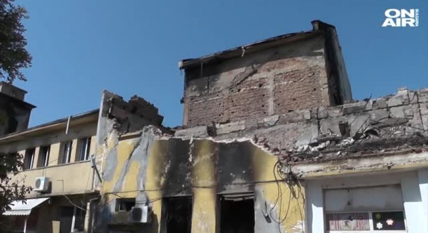 Започнаха дарителски кампании за изгорялото читалище в Гложене