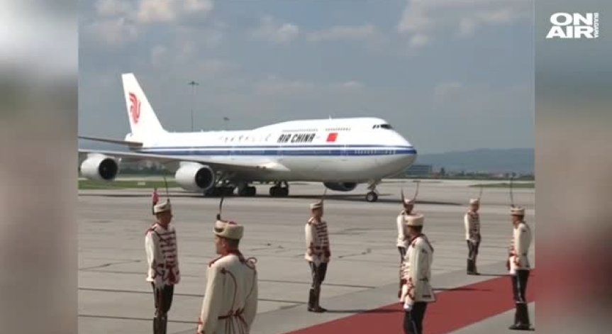 Радев и Борисов се срещат с министър-председателя на Китайската народна република