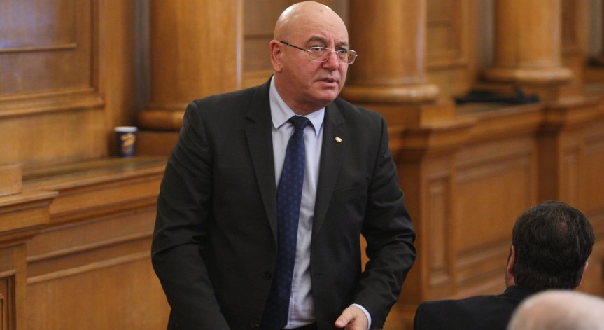 Ревизоро: Може да дойдат 10 хил. души, които не искат смяна на властта