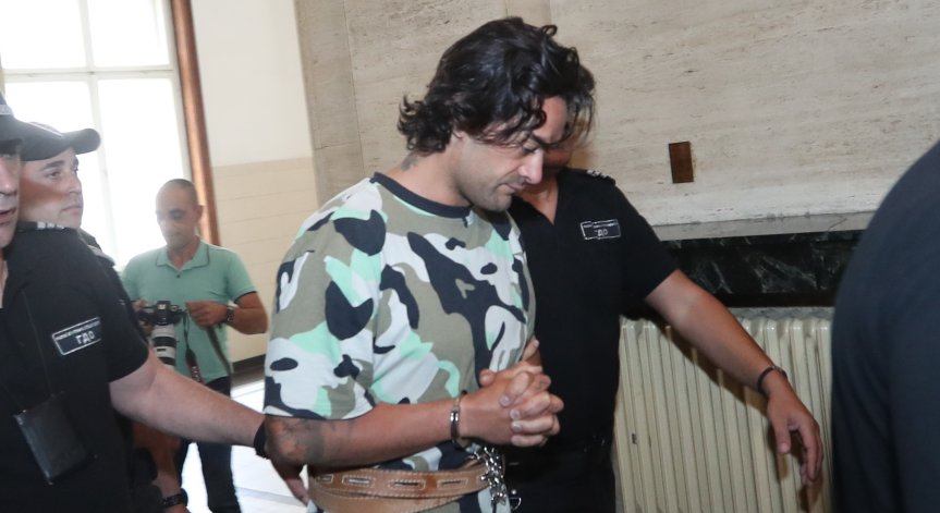 Вълчинов размисли - иска да остане в ареста за убийството и хвърления труп в шахта