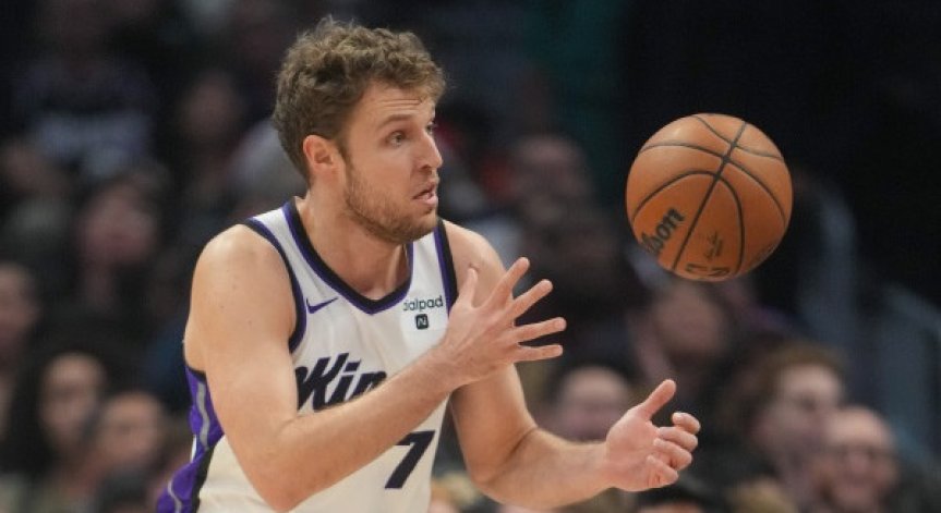 За 3 минути Везенков се разписа с 2 точки и една борба за победата срещу 