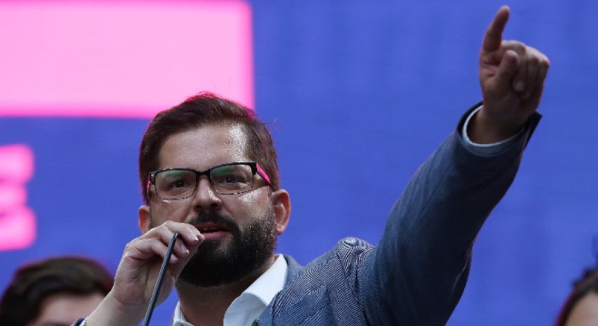 Чили избира нов президент в изключително поляризиращ балотаж