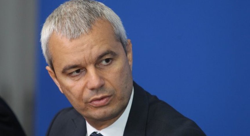 Костадинов: Зеленски идва, за да ни провокира и дразни