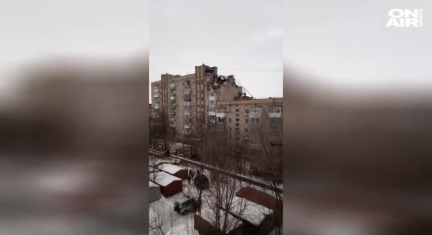 Експлозия в блок в Русия погуби жена и рани още 8 души