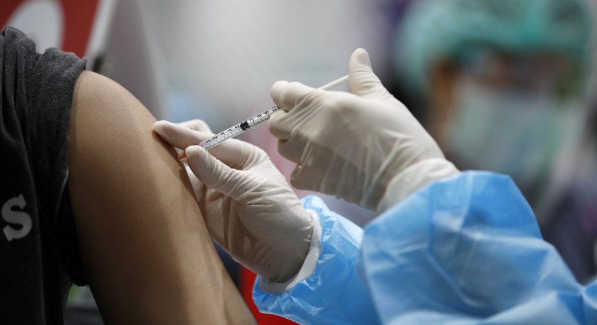 След  реваксинация в Германия - един починал и двама в реанимация 