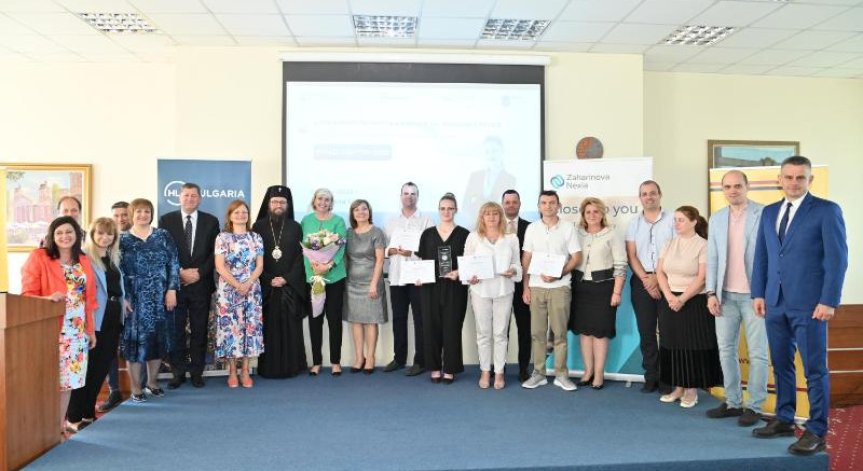 Наградиха победителите в националния студентски конкурс 