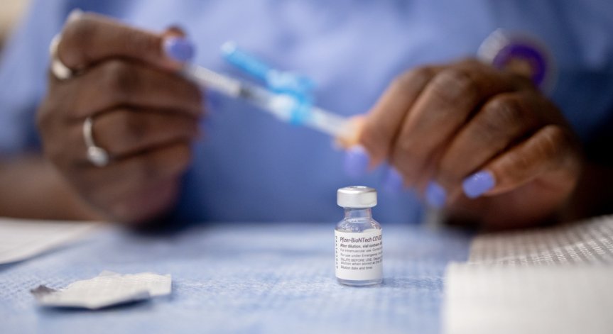 BioNTech: Pfizer работи срещу Делта, не е нужда адаптация към новите щамове