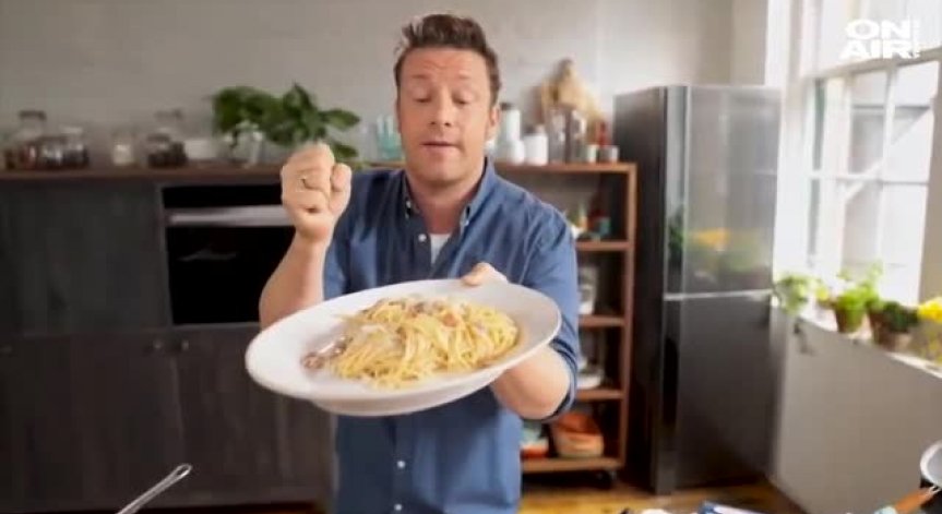 Империята на готвача Джейми Оливър е пред фалит