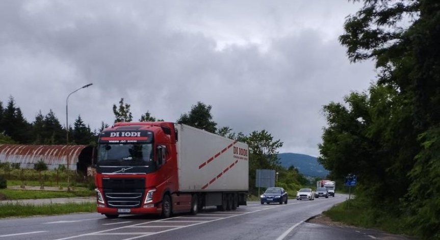 АПИ докладва на МРРБ за спирането на ТИР-ове през 