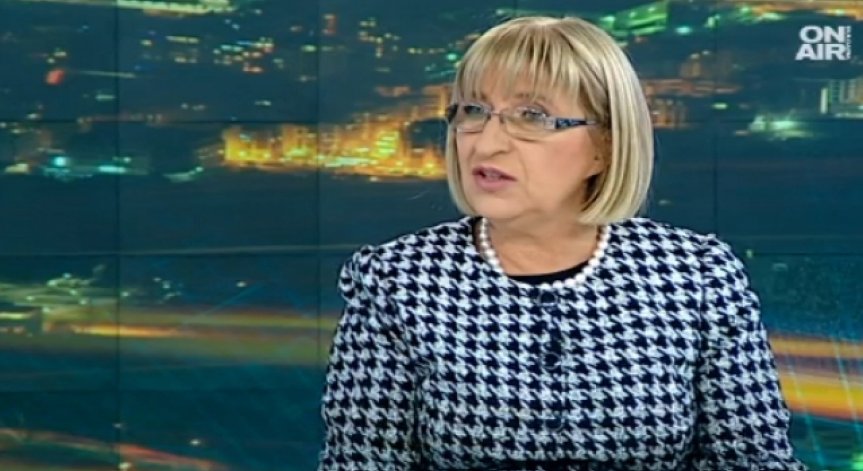 Социолози: Сигурен балотаж между Цачева и Радев