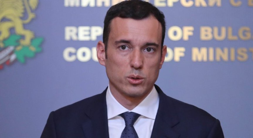 Терзиев: Няма как да празнуваме, докато съгражданите ни се борят срещу политическия мрак