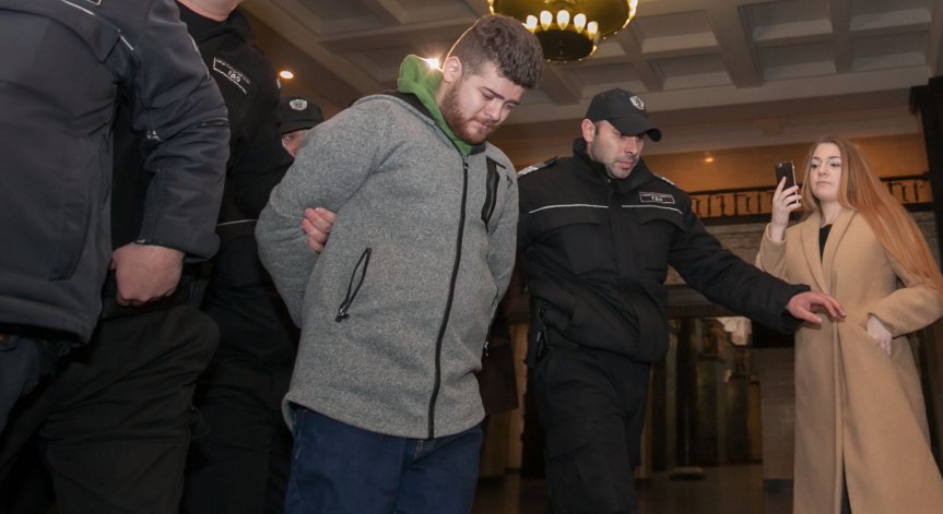 Убийство или инцидент? Васил видял мъртвата Калина, но нищо не помнел